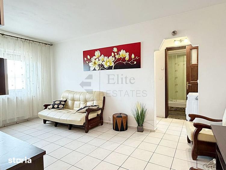 Apartament cu 3 camere decomandat în Nufărul