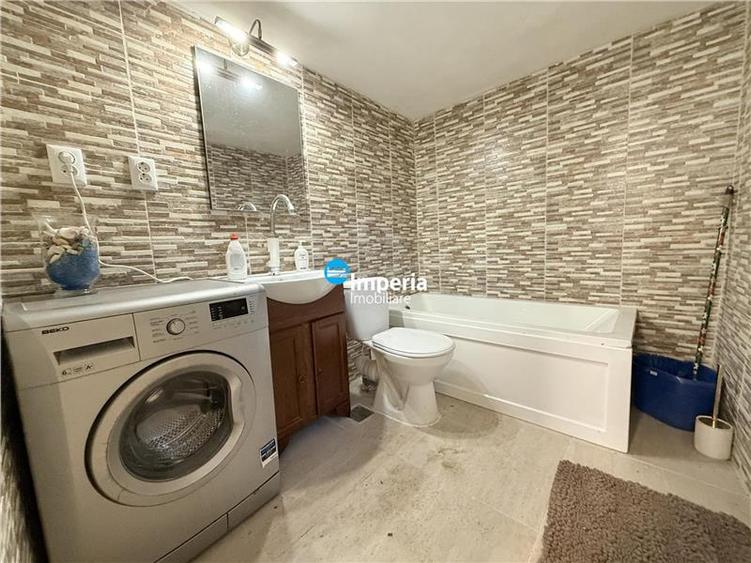 Casă individuală cu 3 camere cu Teren 4200 Mp în Mălăești
