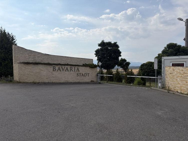 Casă cu 4 camere în Daia