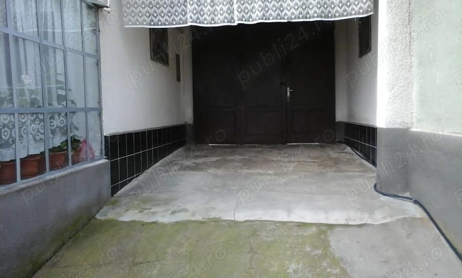 Casă cu Teren 1900 Mp în Zăgujeni