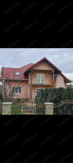 Casă cu 6 camere în Vadu Moldovei