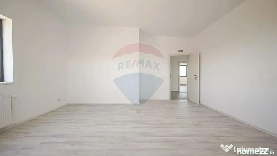Spațiu comercial, de 320 mp, în Tărlungeni