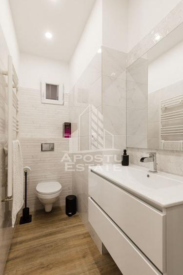 Apartament cu 2 camere semidecomandat, mobilat în Ultracentral