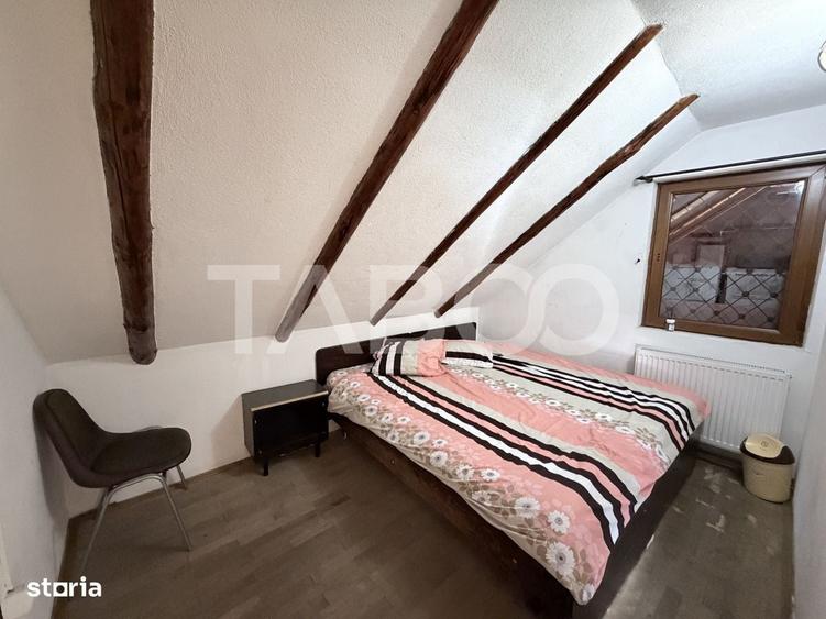 Casă cu 4 camere în Jiblea Nouă