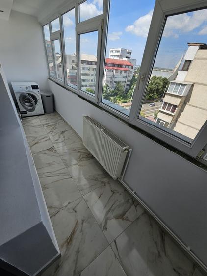 Garsonieră decomandată în Nicolina