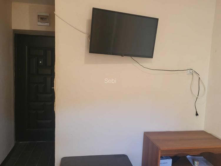 Garsoniera confort 2, zona Liceului Sportiv, Aleea Teilor, etaj 2 Ideala investitie sau locuinta