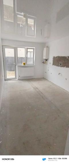 Casă cu 3 camere în Cazasu