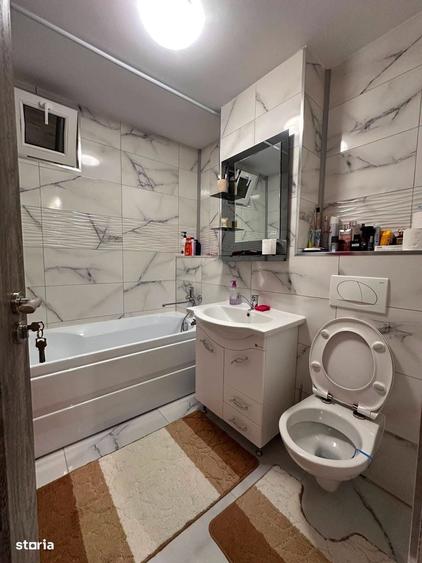 De vanzare apartament cu 3 camere si balcon, etajul 2, renovat, 70mp - 18