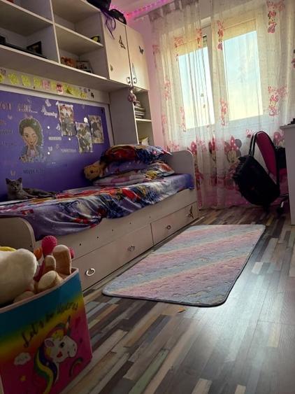 Apartament cu 3 camere semidecomandat, mobilat în Șagului