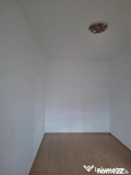 Apartament cu 2 camere semidecomandat în Malu Roșu