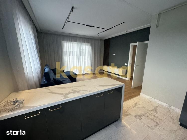 Apartament cu 3 camere în Păcii