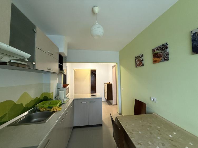 Apartament cu 2 camere decomandat, mobilat în Tomis Nord