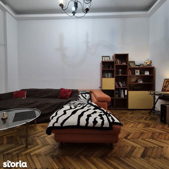 Apartament cu 3 camere în Ultracentral