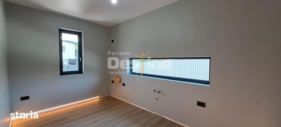 Casă cu 4 camere cu Teren 500 Mp în Bârnova