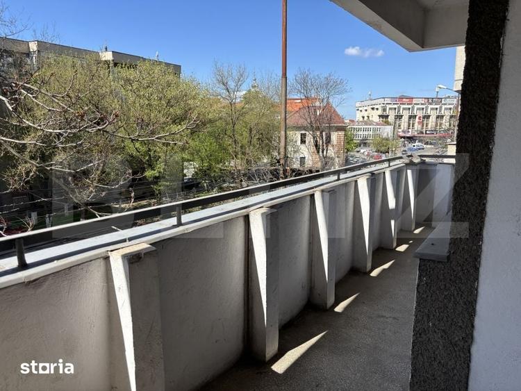 Apartament cu 3 camere decomandat în Central