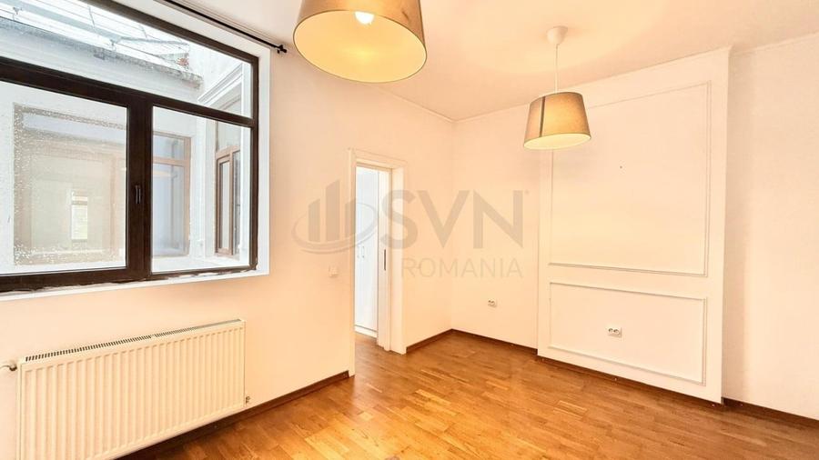 Casă individuală cu 10 camere cu Teren 200 Mp în Kiseleff