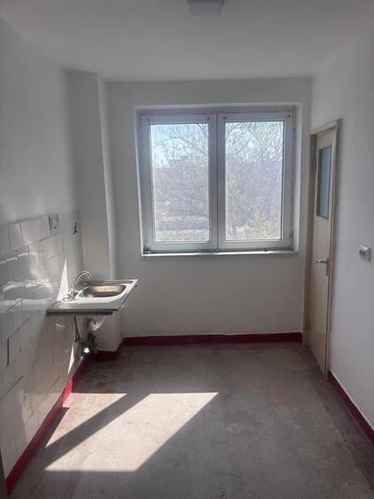 Apartament cu 2 camere decomandat în Hipodrom — fotografia 3