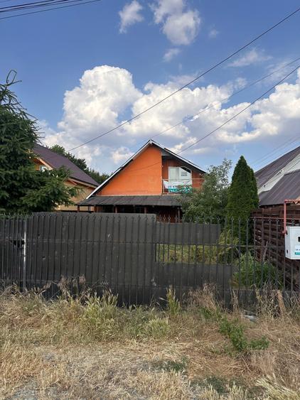 Casă individuală cu 6 camere cu Teren 251 Mp în Valu lui Traian
