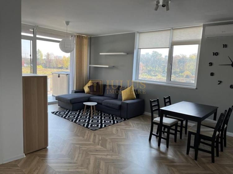 Apartament cu 2 camere decomandat, mobilat în Central