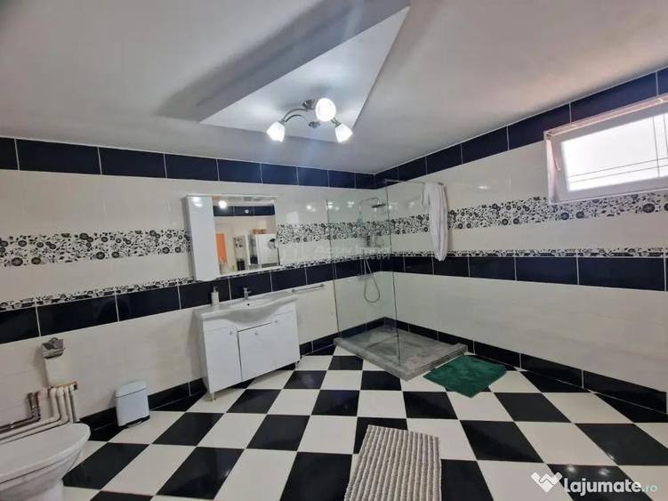 Casă cu 4 camere cu Teren 680 Mp în Triaj