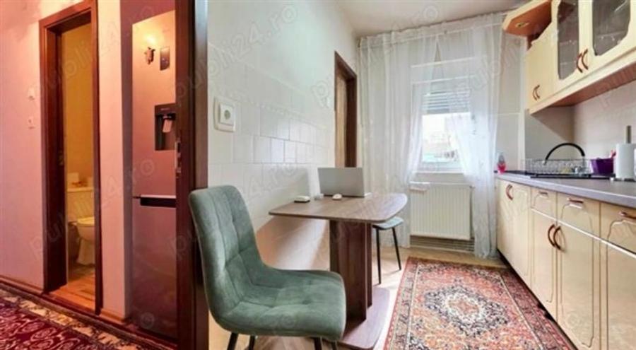Apartament cu 2 camere decomandat în Aurel Vlaicu