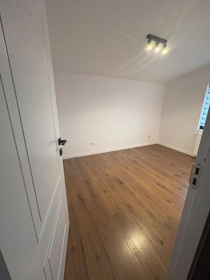 PF Inchiriez Apt 1 cam Tatarasi/Piata Chirila, utilat si mobilat nou - 2