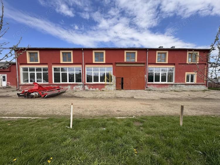 Spațiu comercial, de 600 mp, în Dumbrăveni