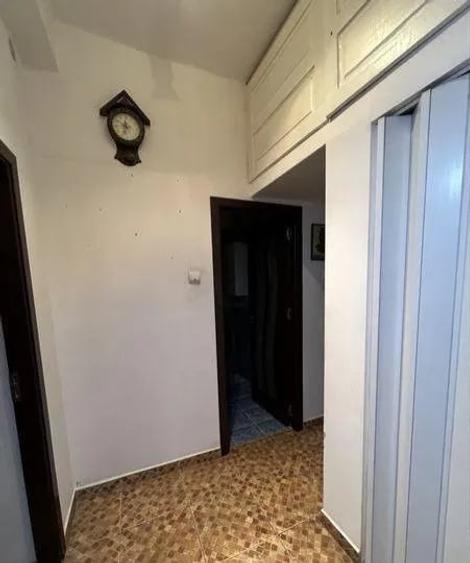Apartament cu 2 camere decomandat, mobilat în Vatra Luminoasă