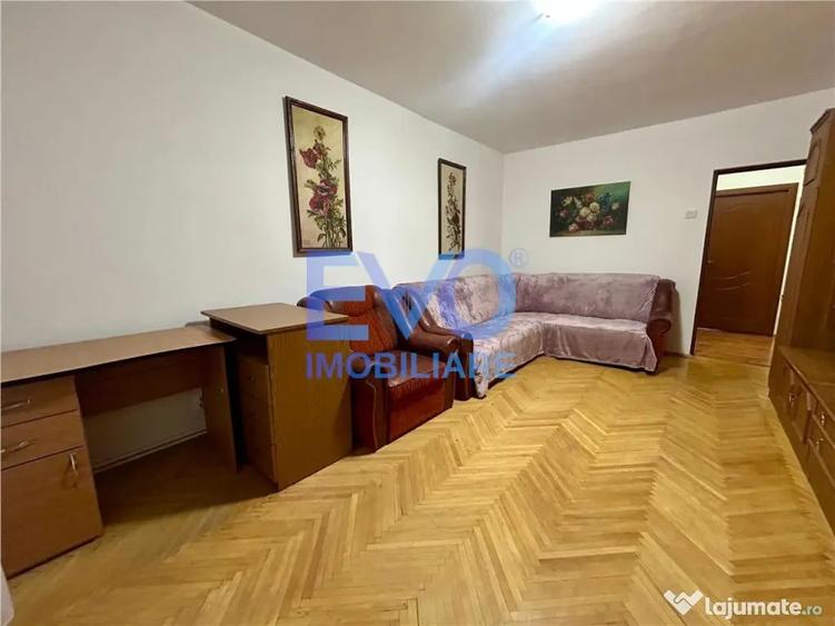 Apartament cu 3 camere decomandat în Mircea cel Bătrân