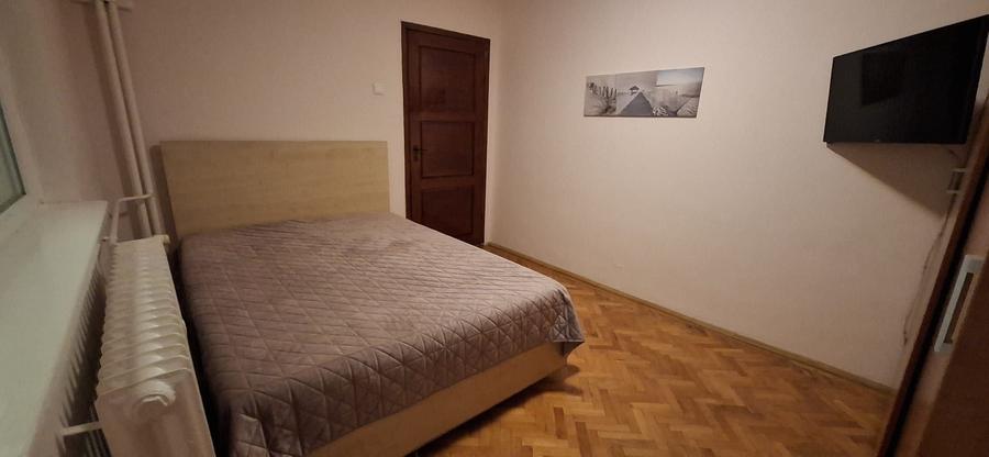 Apartament cu 2 camere semidecomandat în Valea Rosie