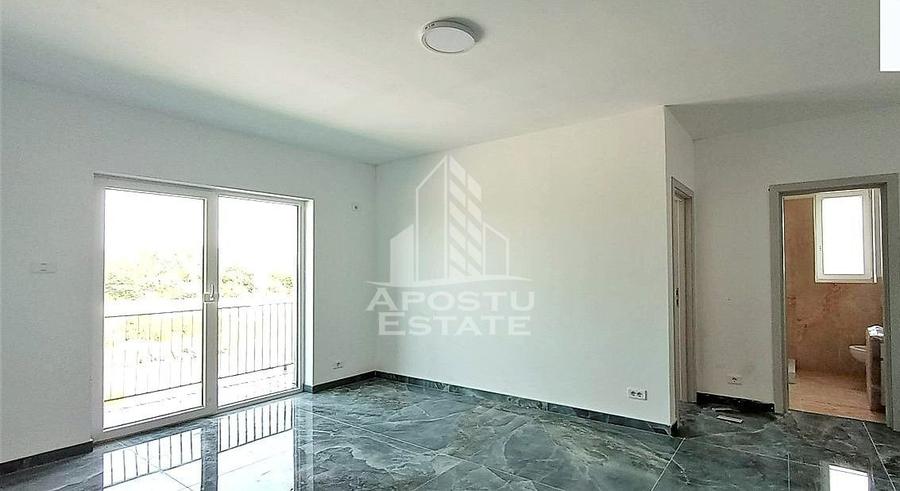 Apartament cu 3 camere decomandat în Grădiște