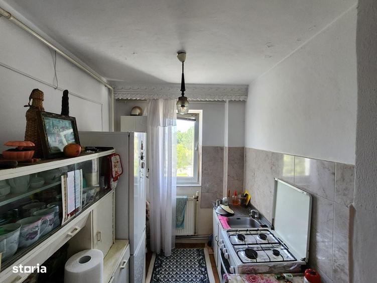 2 Camere semidecomandat zona Milcov langa pod - 7