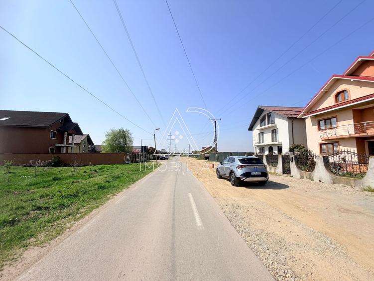 Teren intravilan de 4200 mp, în 9 Mai