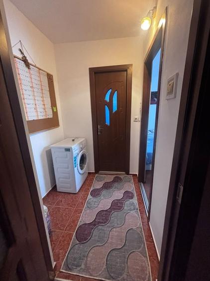 Apartament cu 2 camere în Micro 3
