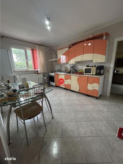 Casă cu 4 camere în Eforie