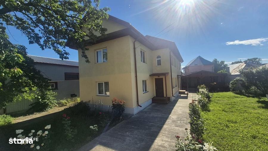 Casă cu 4 camere în Piatra