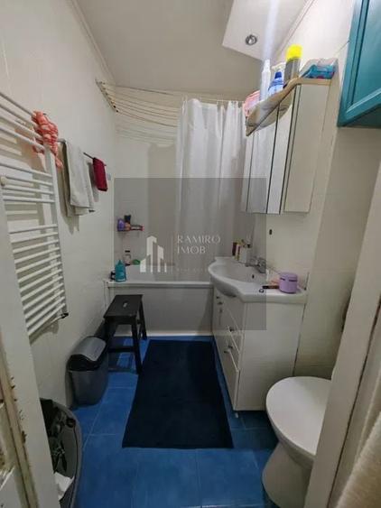 Apartament cu 3 camere decomandat în Brâncoveanu
