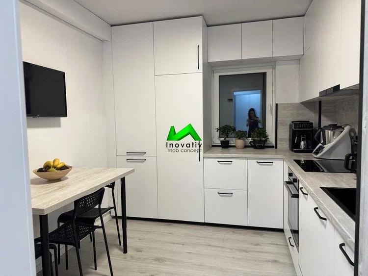 Apartament cu 3 camere decomandat în Mihai Viteazul