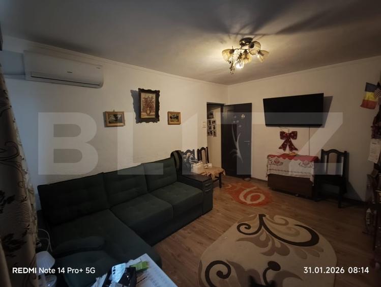 Apartament cu 3 camere semidecomandat, mobilat în Alexandru cel Bun