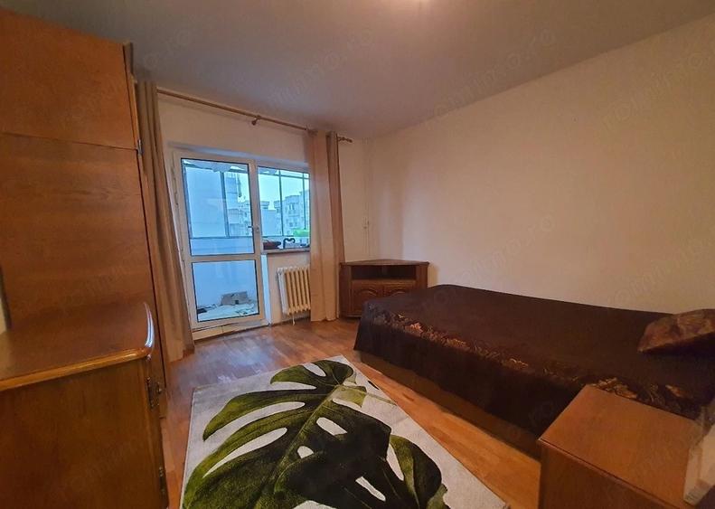 Apartament cu 4 camere decomandat, mobilat în Timpuri Noi