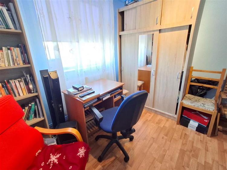 Apartament 3 camere 2 bai parcare zona Strand II - 2