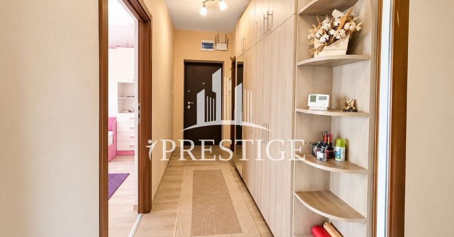 Apartament cu 3 camere decomandat, mobilat în Turnișor