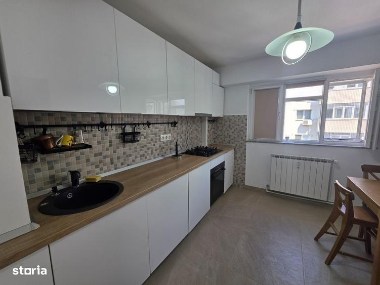 Apartament cu 3 camere în Universitate