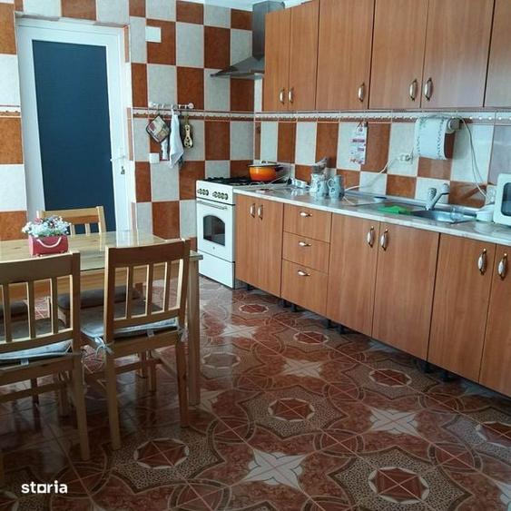 Casă cu 4 camere cu Teren 200 Mp în Ștefăneștii de Jos