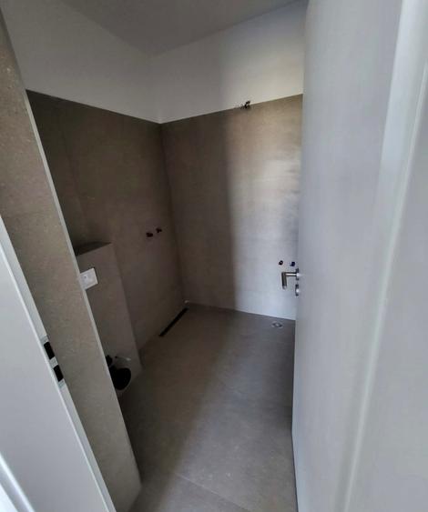 apartament cu 3 camere,2 balcoane,parcare,zona Vivo - 4