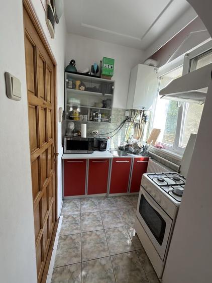Garsonieră decomandată în Central