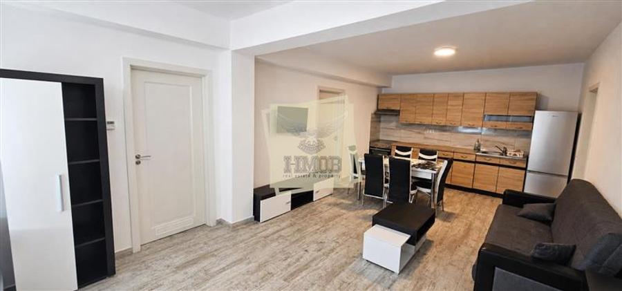 Apartament cu 3 camere semidecomandat, mobilat în Turnișor