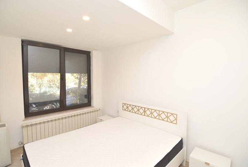 Apartament cu 2 camere semidecomandat în Herăstrău
