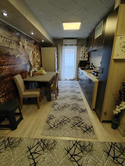 Apartament cu 2 camere decomandat în Florești