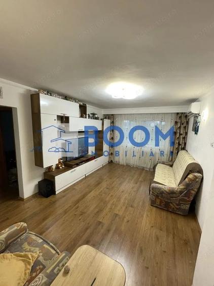 Apartament cu 4 camere decomandat în Ostroveni
